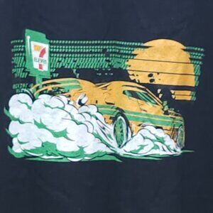 VINTAGE 7-Eleven t-shirt Graphic Size X-Large 7-11 Back Graphic